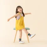 Jpg photo đứa bé dễ thương nhí nhảnh cute and playful baby 11795
