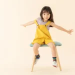 Jpg photo đứa bé dễ thương nhí nhảnh cute and playful baby 11798