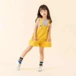 Jpg photo đứa bé dễ thương nhí nhảnh cute and playful baby 11801